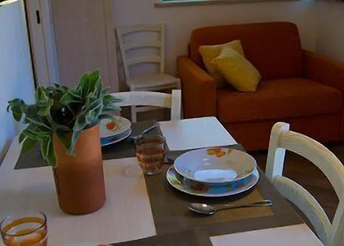 팜스테이 Il Falco 산텔피디오 아 마레